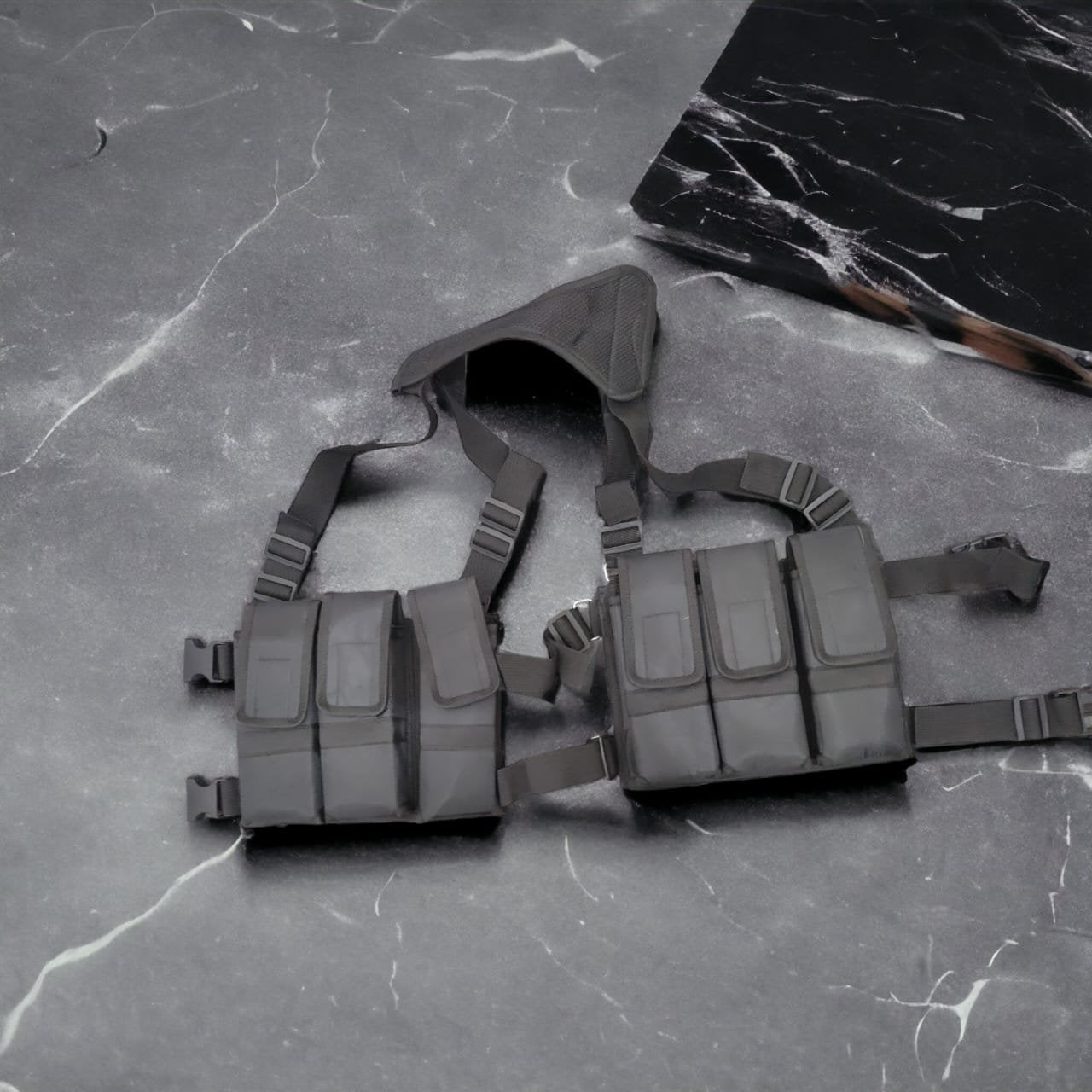 SIX MAGAZINE VEST FOR AK47 223 44BORE AND 222 MAGAZINES – BLACK