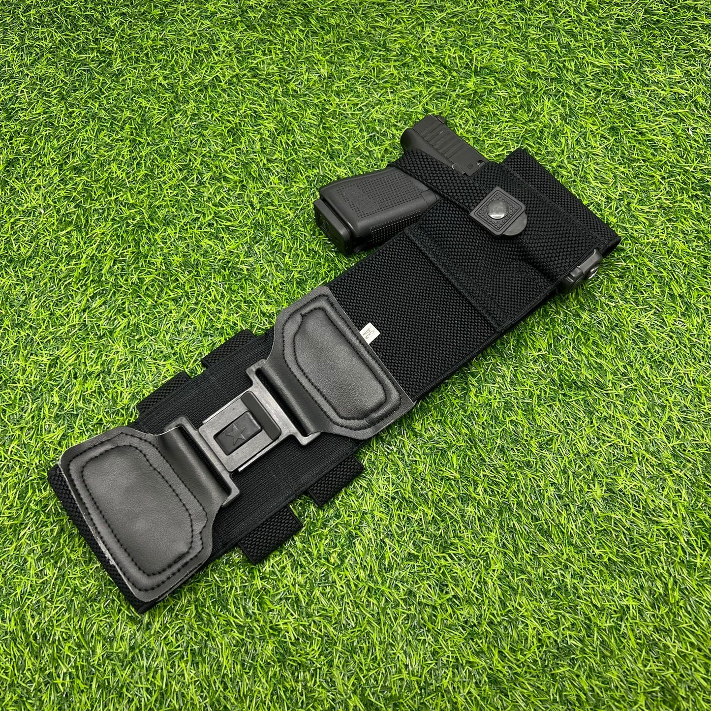 UNIVERSAL CONCEAL CARRY BELLY BAND HOLSTER WITH 2 MAGAZINE POUCHES AND 1 LICENSE POUCH LASTIC BLACK