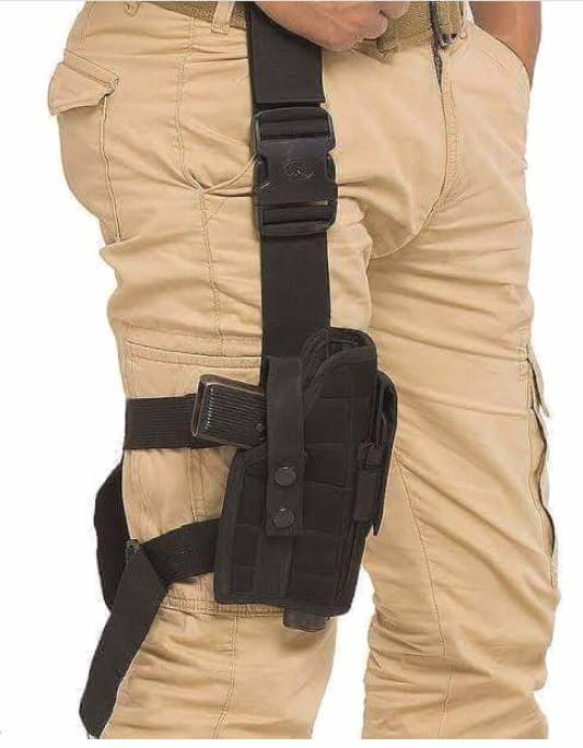 Thigh holster with 1 spare magazine pouch for 30 bore and 9mm pistols