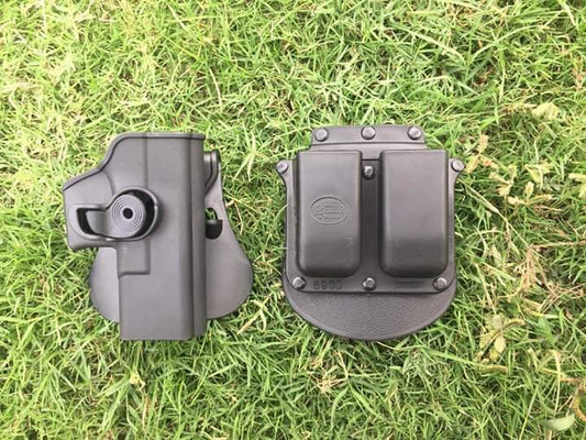 Glock 17 Glock 19 Polymer hoslter with 2 magazines holster – Black