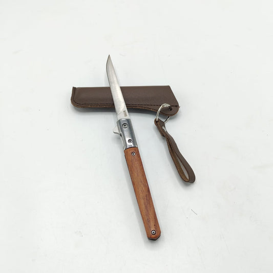 Hunting Folding Knife M390 with Leather Cover: Precision and Durability